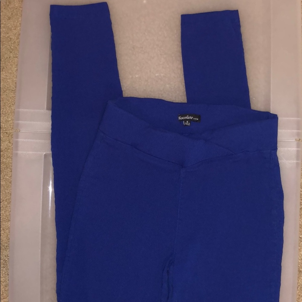Casual slim fitting pants